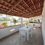 Costa Real - Garden Retreat With Private Beach, Pet Friendly 3* Capo Vaticano