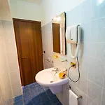 Prázdninový areál Costa Real - Garden Retreat With Private Beach, Pet Friendly Capo Vaticano