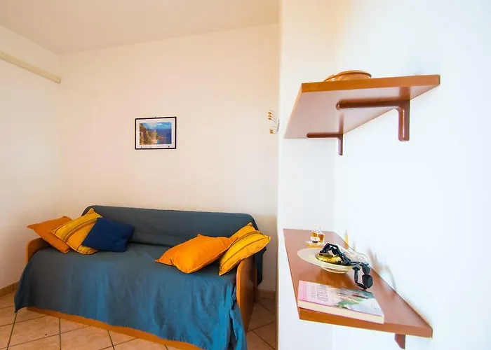 Costa Real - Garden Retreat With Private Beach, Pet Friendly Semesterpark Capo Vaticano