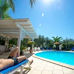 Costa Real - Garden Retreat With Private Beach, Pet Friendly Parco vacanze 3*