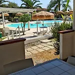Costa Real - Garden Retreat With Private Beach, Pet Friendly Capo Vaticano
