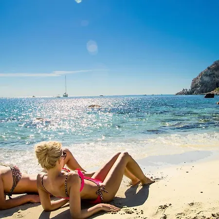 Costa Real - Garden Retreat With Private Beach, Pet Friendly 3*