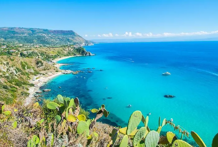 Costa Real - Garden Retreat With Private Beach, Pet Friendly Semesterpark