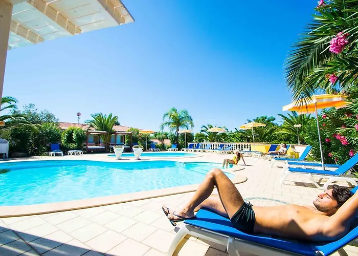 Semesterpark Costa Real - Garden Retreat With Private Beach, Pet Friendly 3*