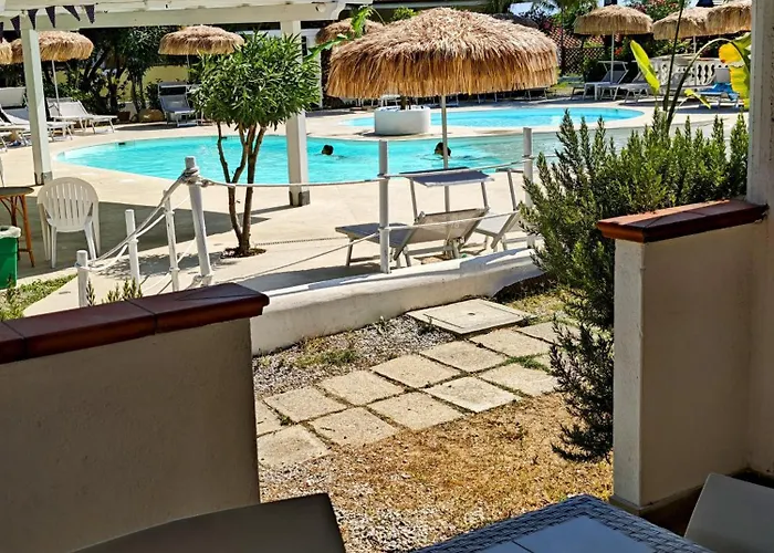 Costa Real - Garden Retreat With Private Beach, Pet Friendly Capo Vaticano